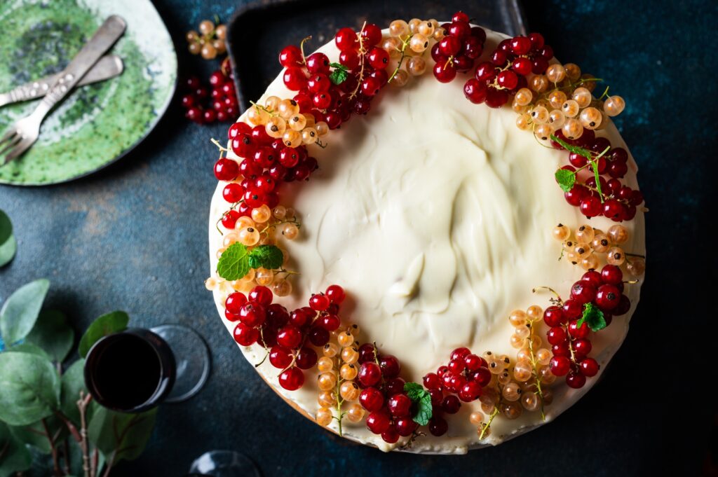 Cherry cake. Russian cake