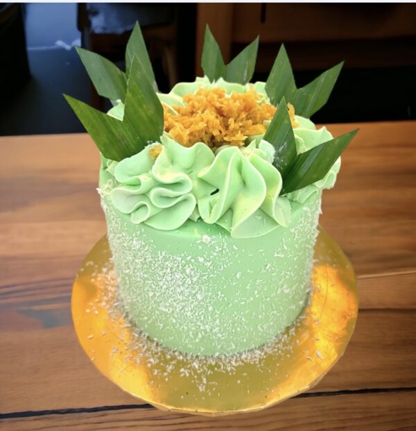 Petite Ondeh Ondeh cake 4"