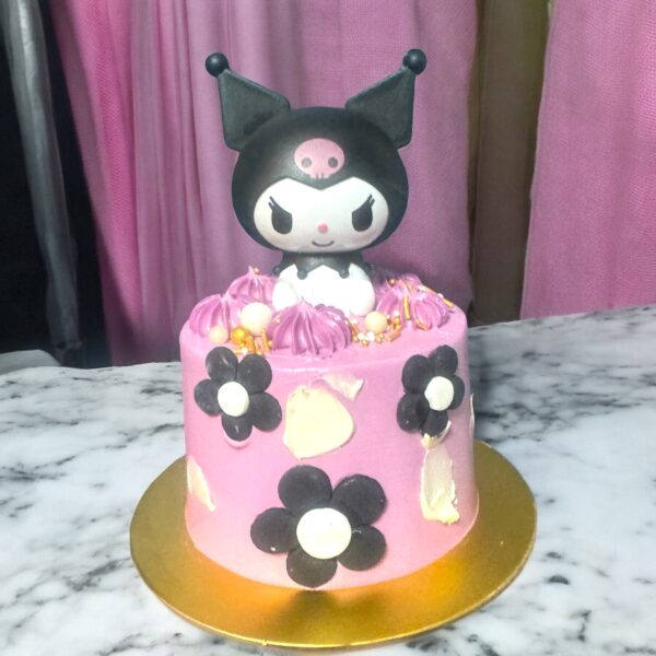 Petite Kuromi cake 4"