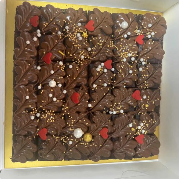 Nutella Sprinkles Brownie (36pcs) 18cm