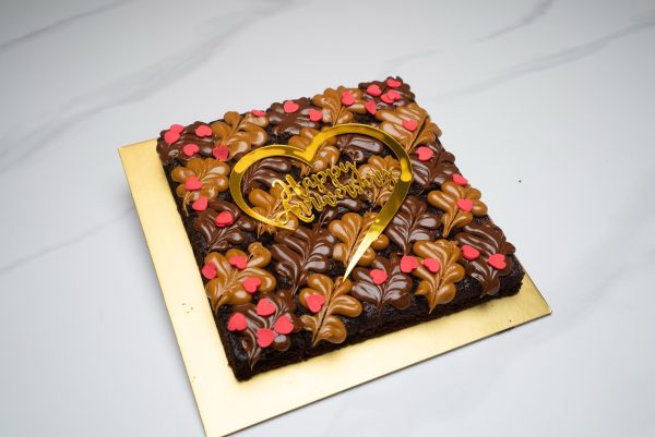 Anniversary Theme Brownie (15cm)