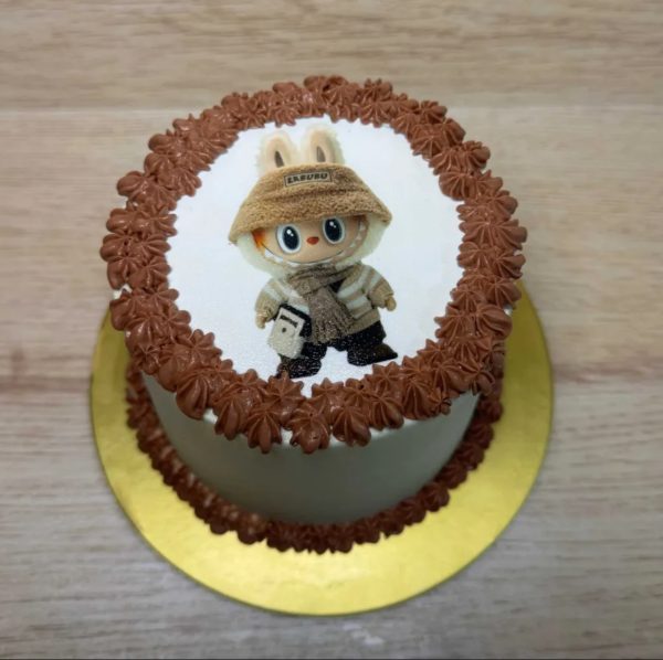 Labubu Edible Image cake 4”