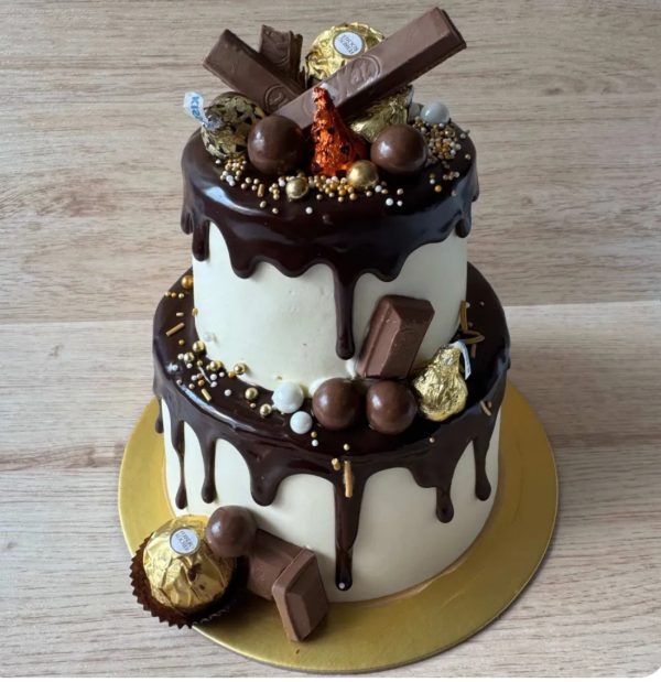 Tier Cake cake - White Base